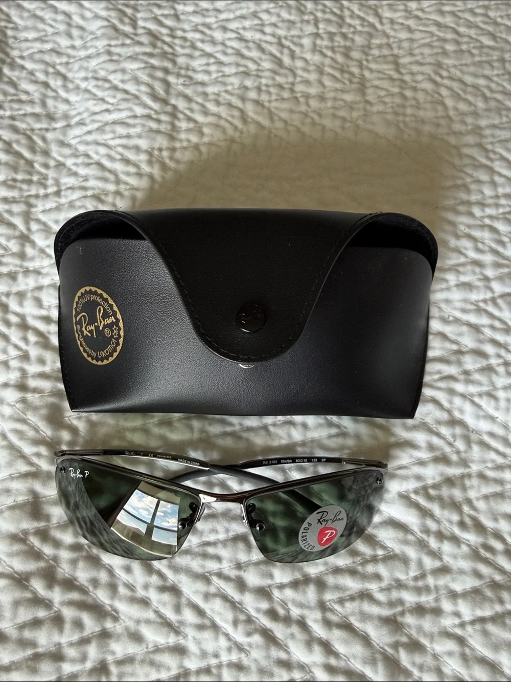 Ray-Ban Men's Black Frame Sunglasses with Black Polarized Lenses and Case